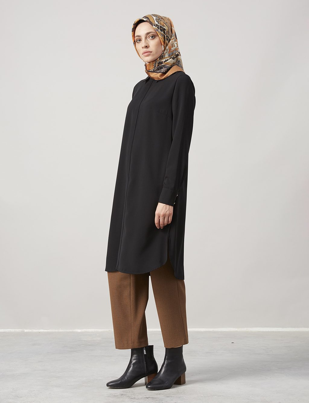 Kayra-basic-tunik