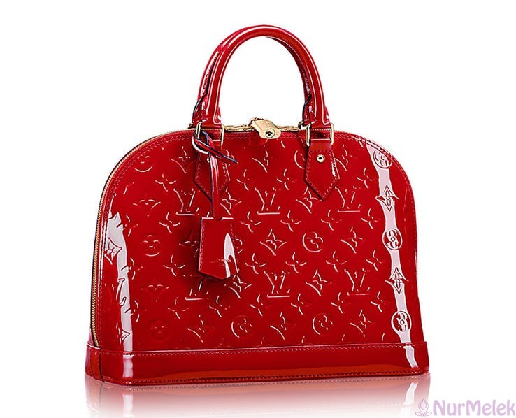 Louis Vuitton kırmızı çanta 2019
