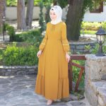 kolları nakışlı yazlık tesettür elbise