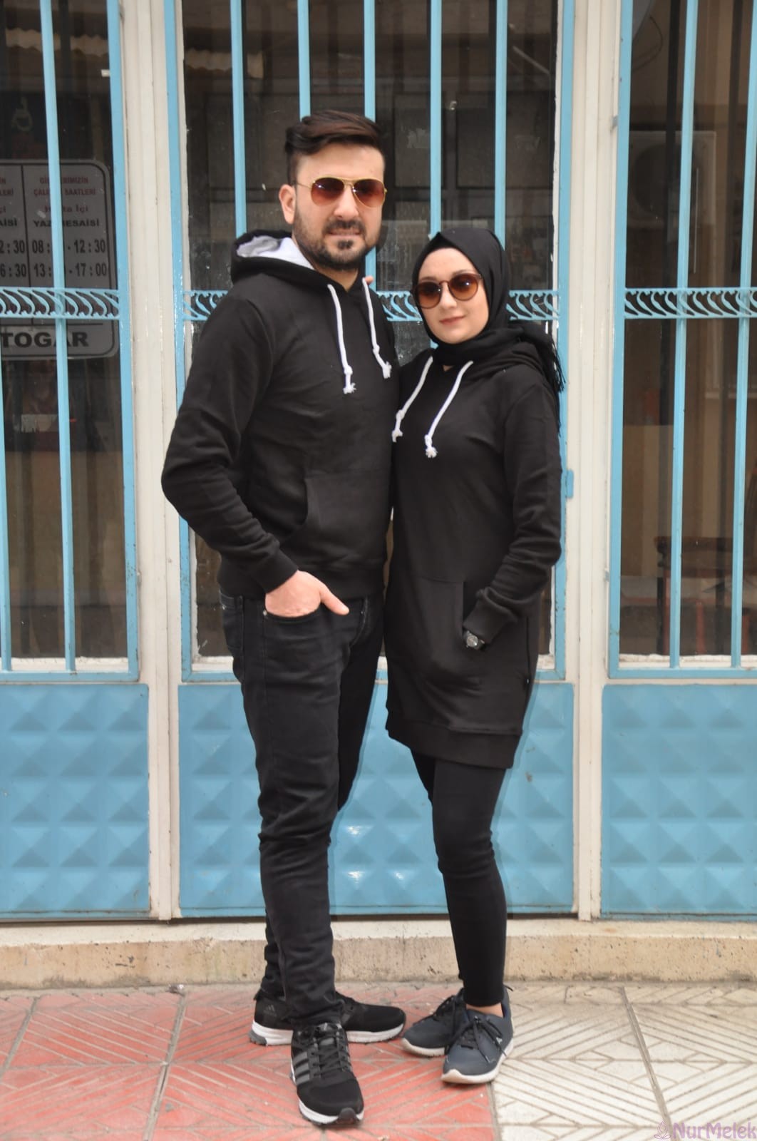 Düz Siyah Spor Tesettür Çift Kombini
