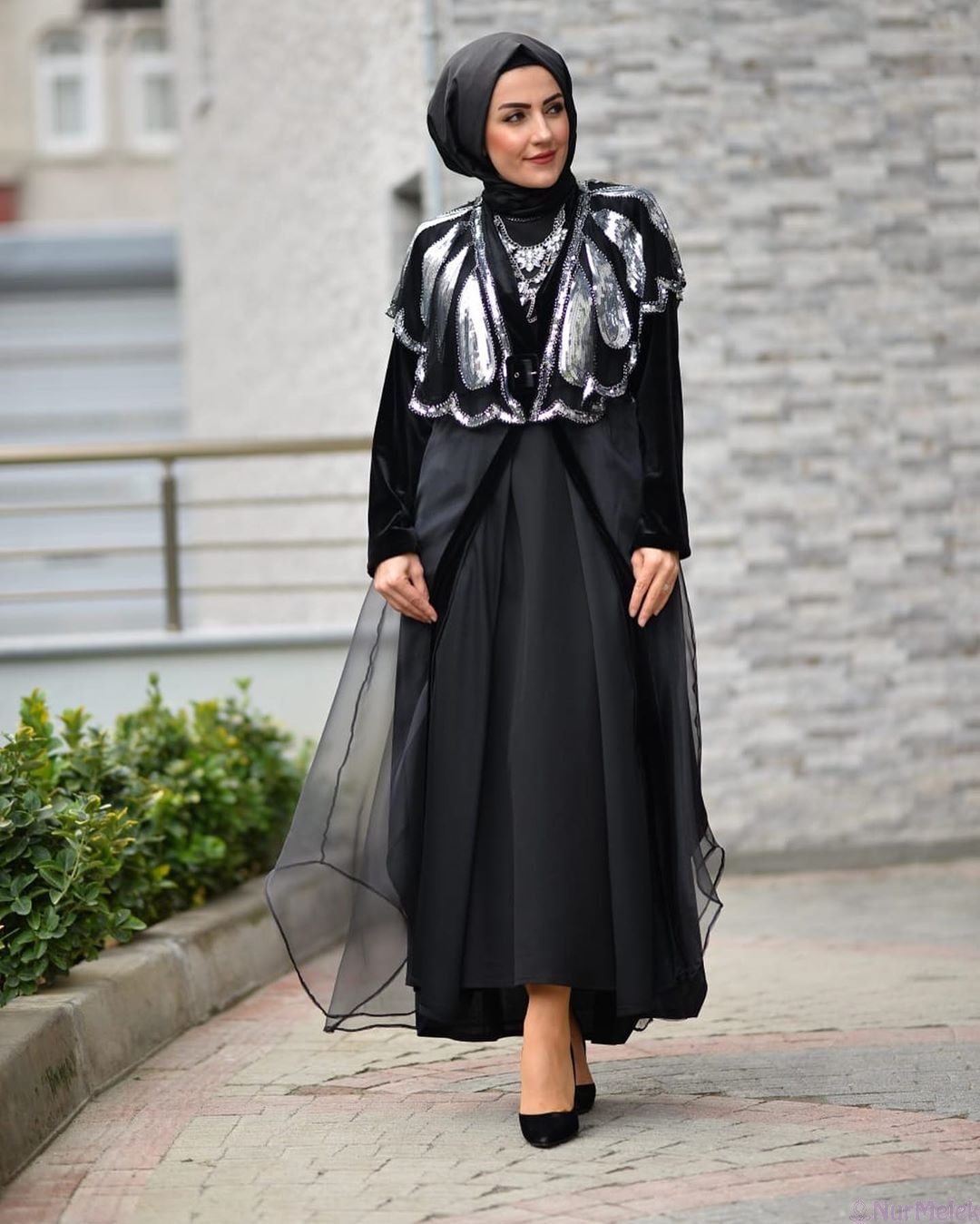 Tasarı Kışlık Tesettür Abaya