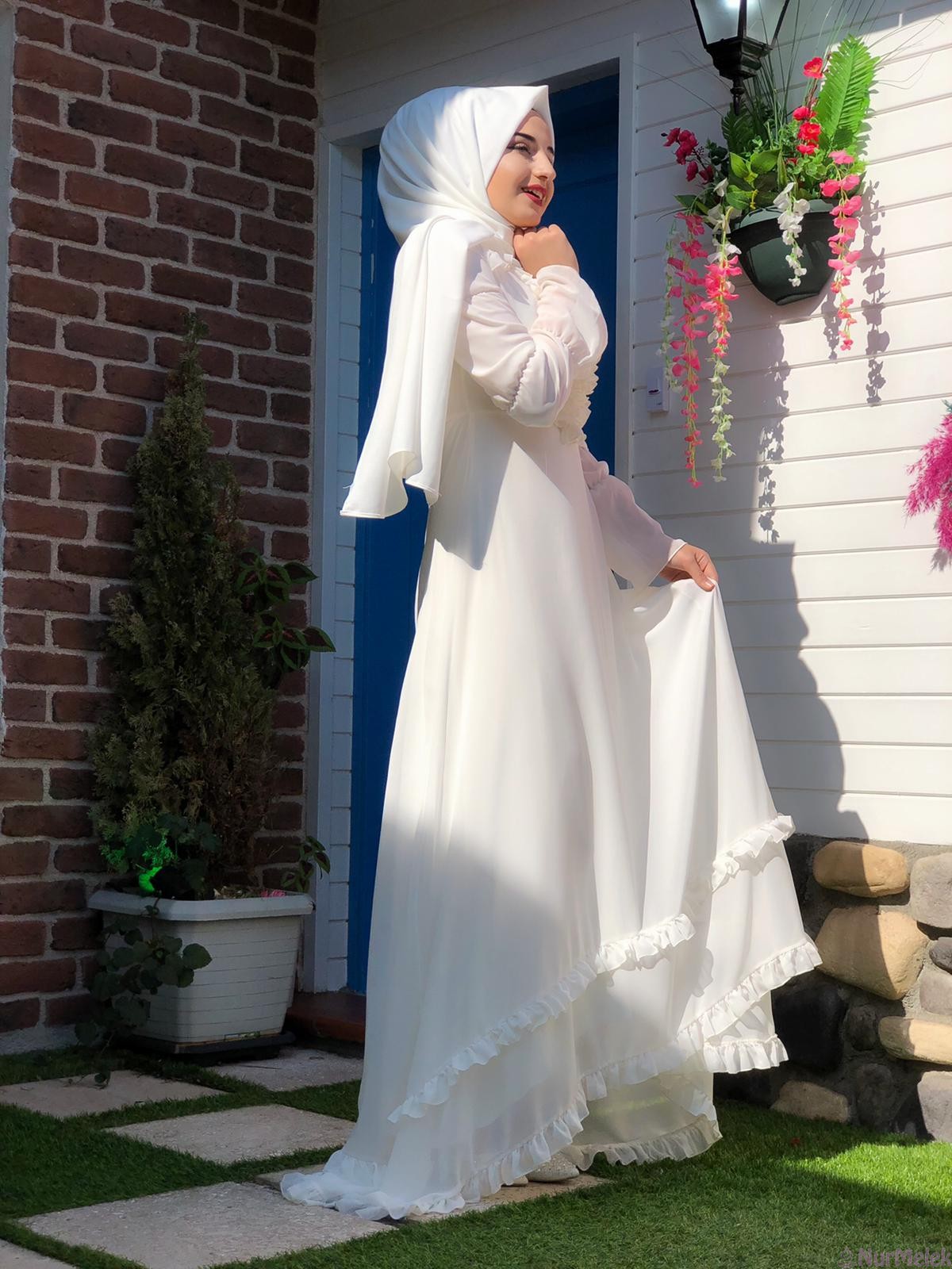 beyaz şifon tesettür nikah elbisesi 2020