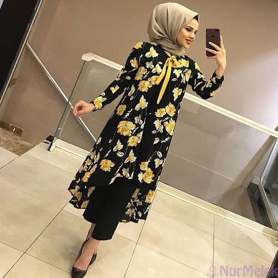 çiçekli tesettür tunik kombini 2020