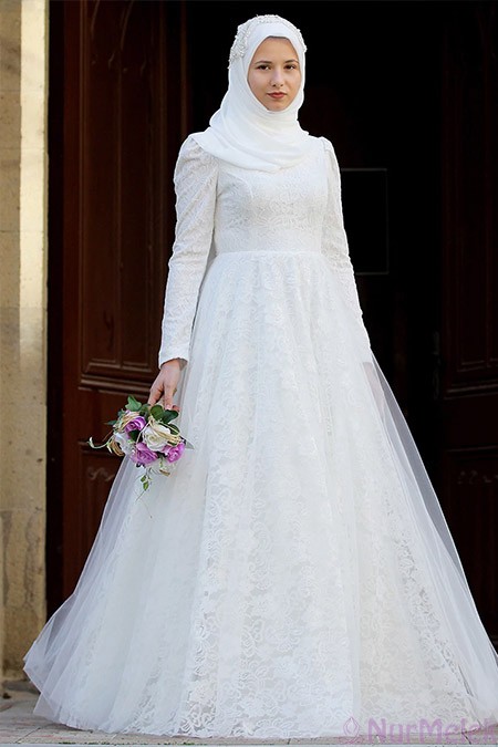 kabarık beyaz tesettür nikah elbisesi 2020