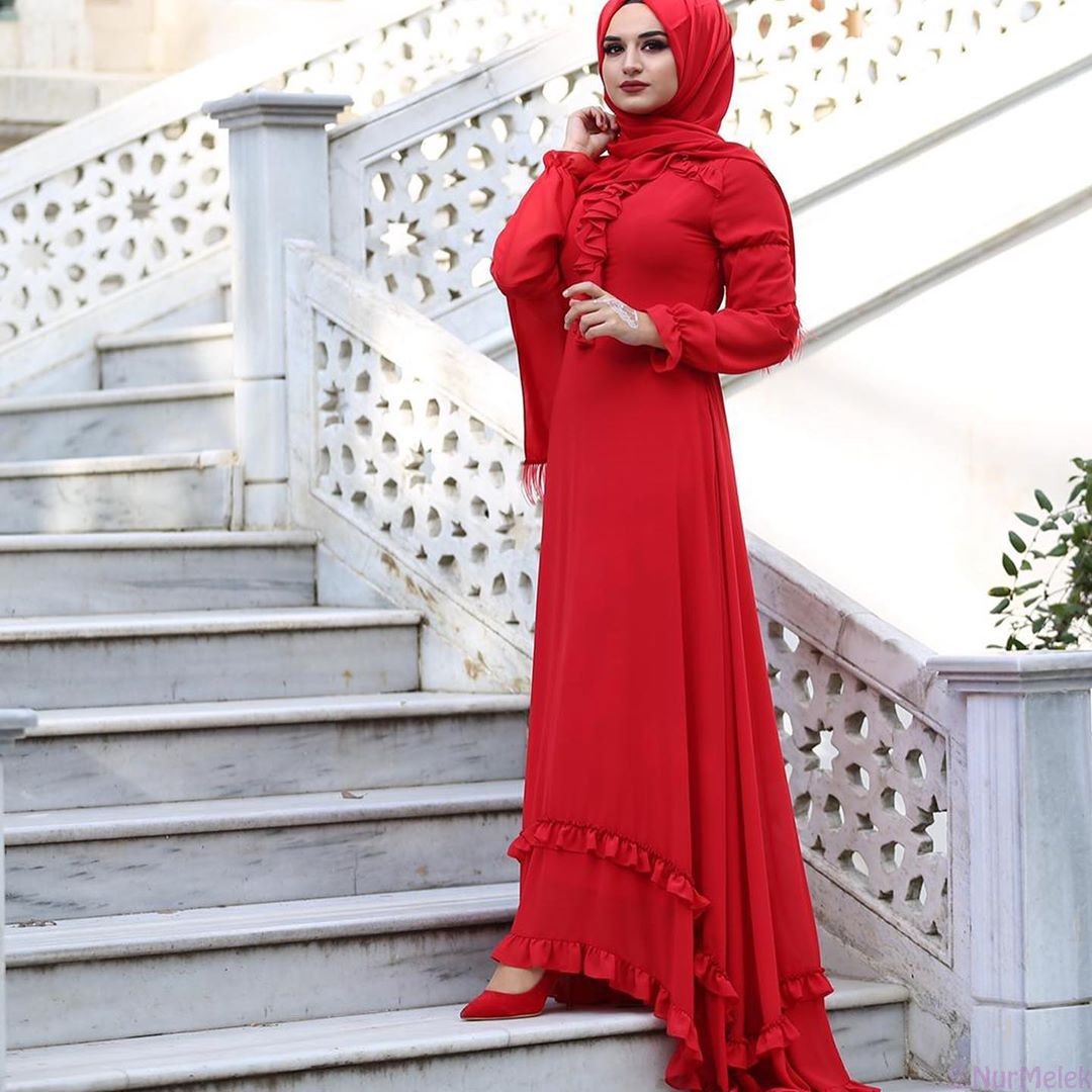 şifon yazlık kırmızı görümce tesettür elbisesi