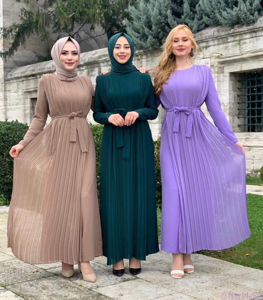 2021 İlkbaharının En İyi 20 Tesettür Elbise Modeli 2021 İlkbaharının En İyi 20 Tesettür Elbise Modeli