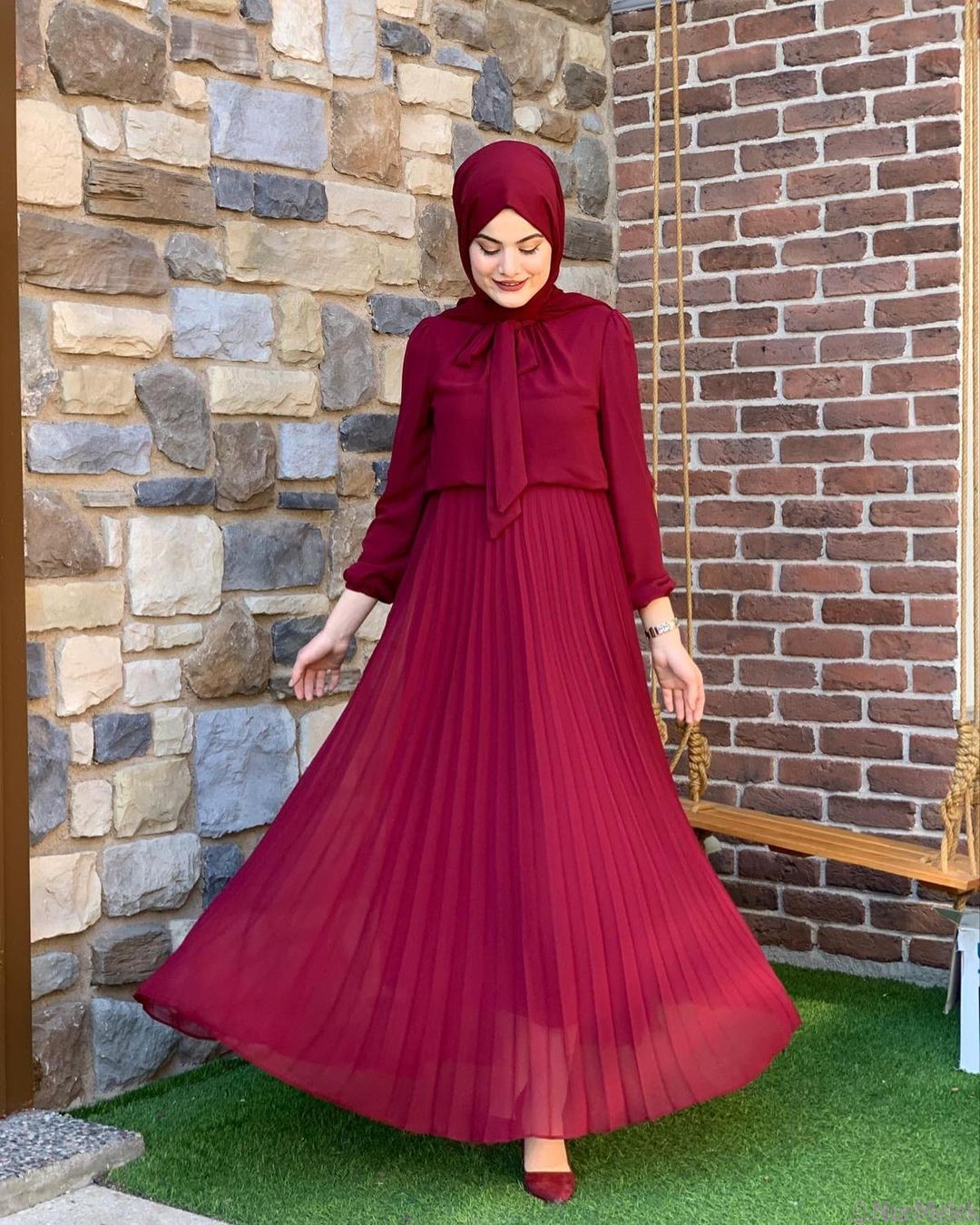 bordo sadece tesettür söz elbisesi