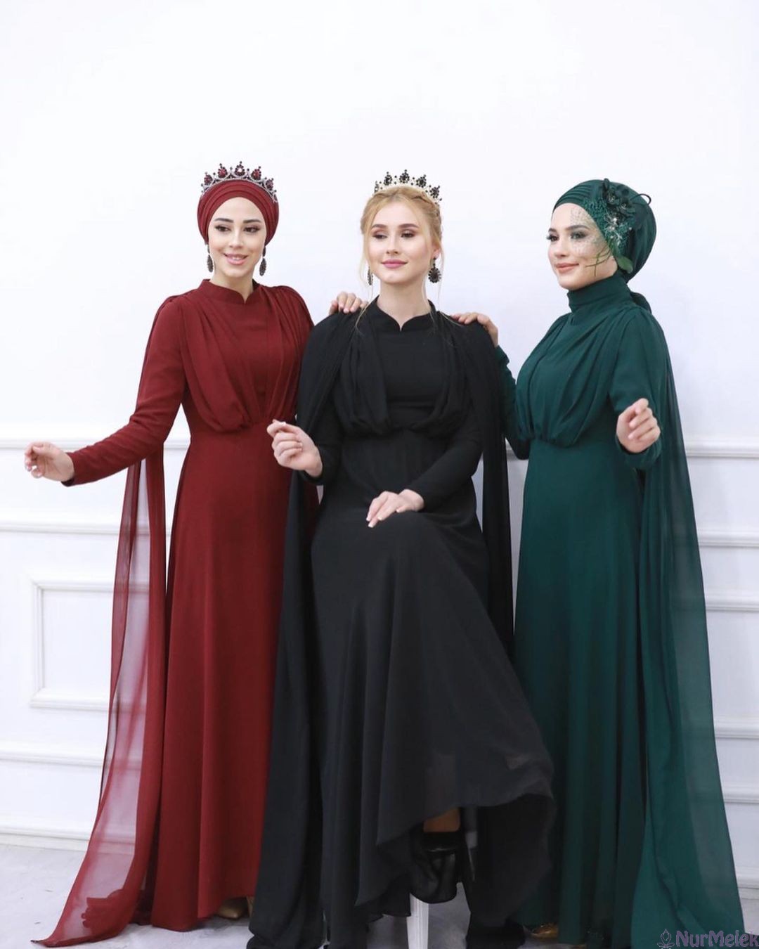 pelerinli şifon tesettür söz elbisesi.