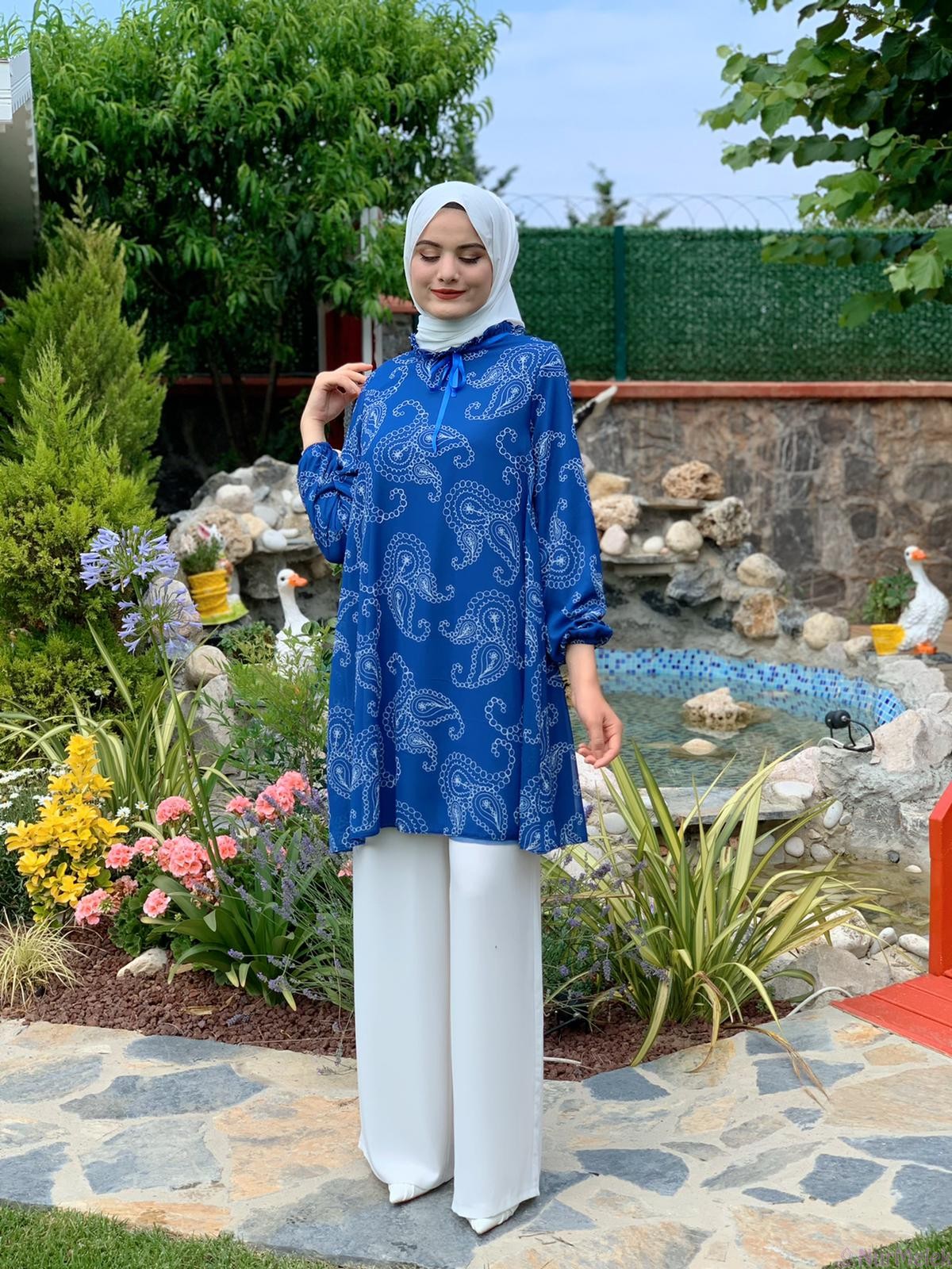 indigo mavi şifon tunik pantolon kombini