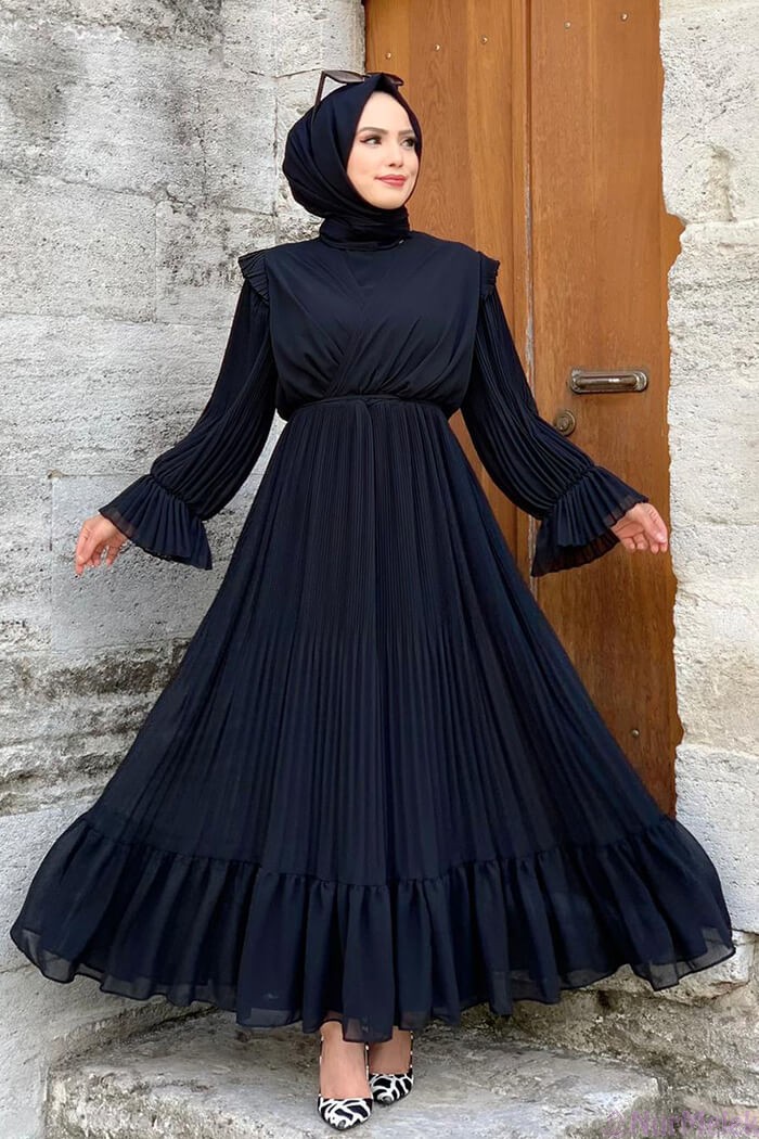fırfırlı şifon siyah tesettür elbise 2022