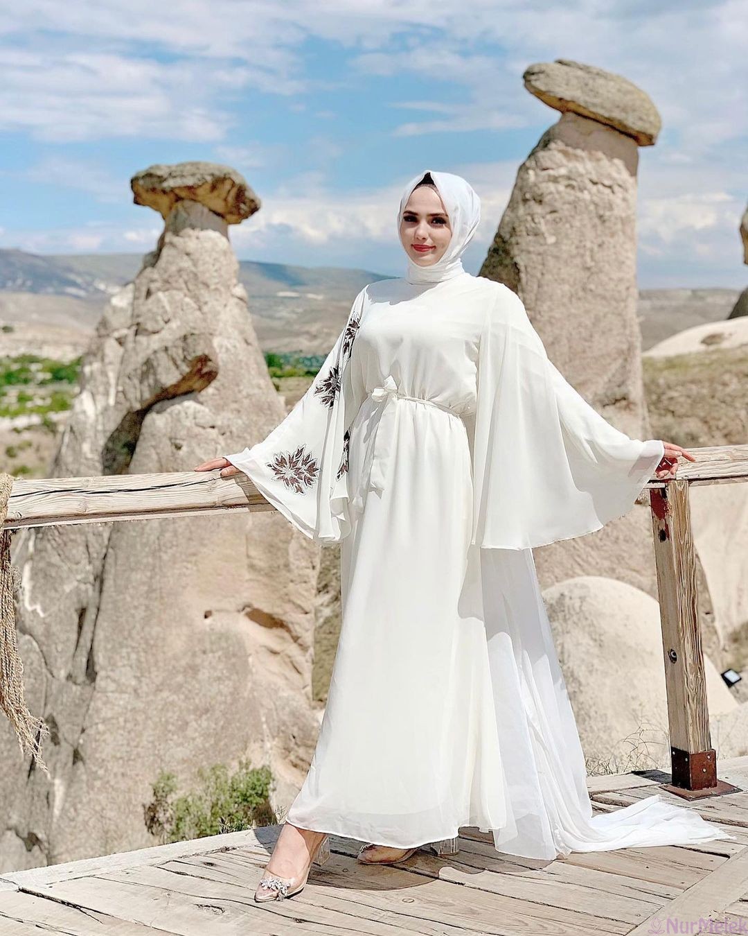 beyaz tesettür sünnet annesi abaya 2022