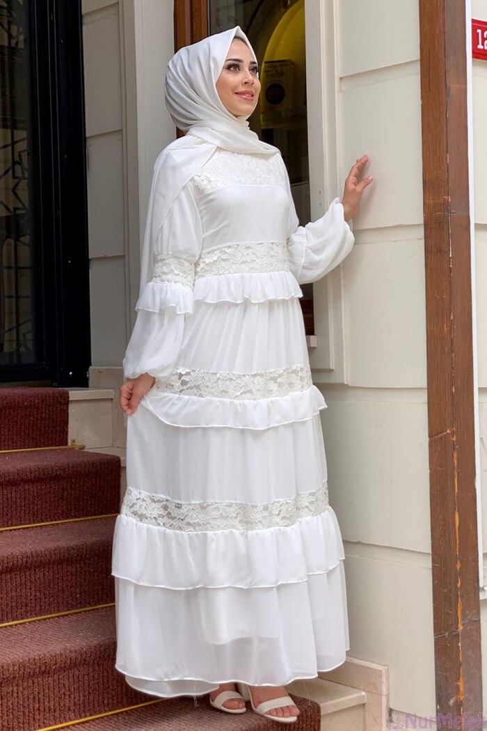 dantelli beyaz şifon tesettür elbise 2022