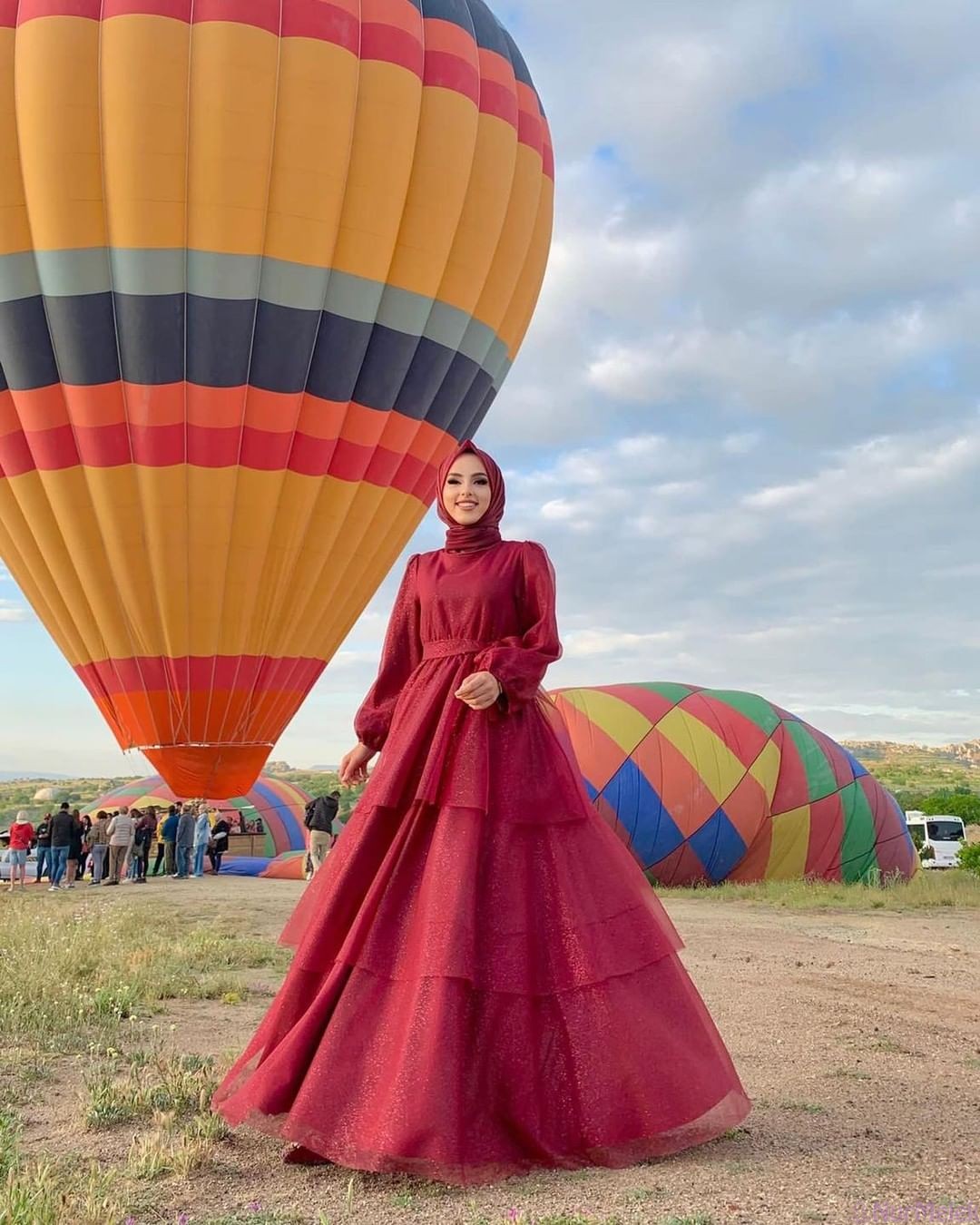 yazlık kat kat tül tesettür abiye