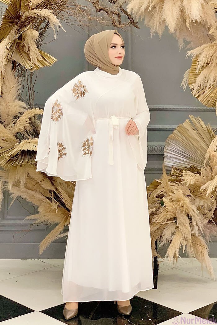 pelerinli beyaz tesettür elbise