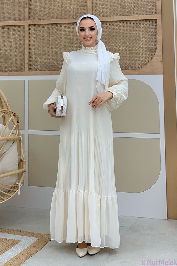 omuz detaylı pliseli tesettür nikah elbisesi 2023