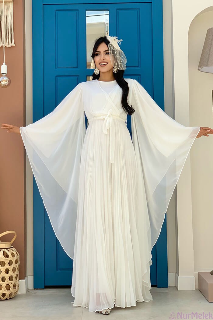 pelerin detaylı beyaz tesettür nikah elbisesi 2023
