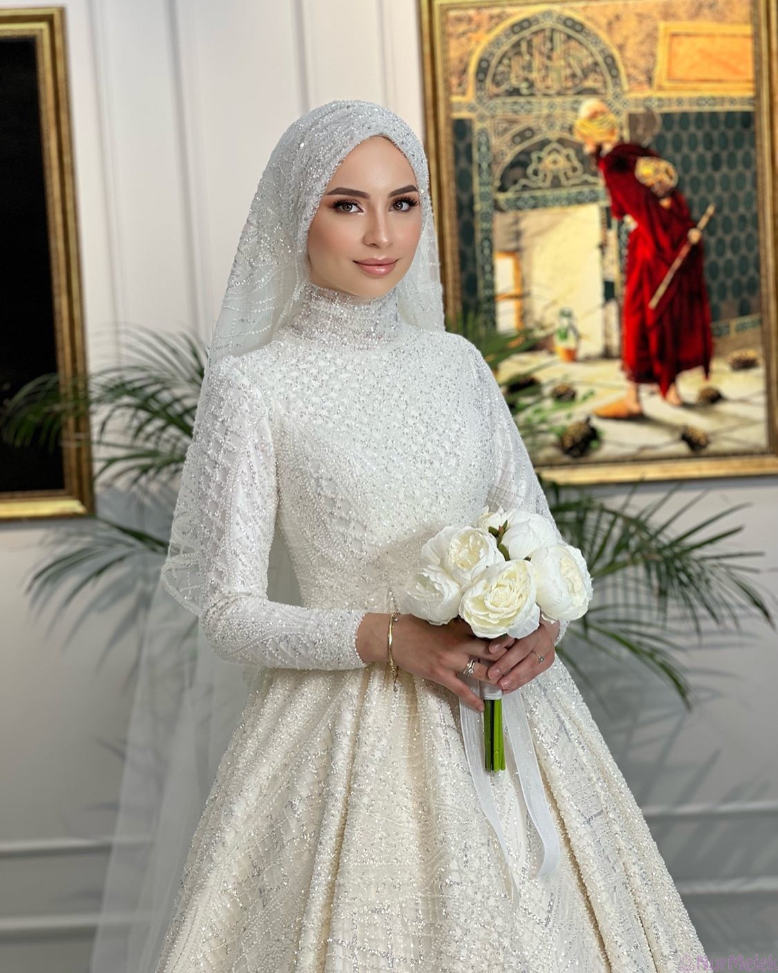 uzun gösterişli nikah türban tasarımı