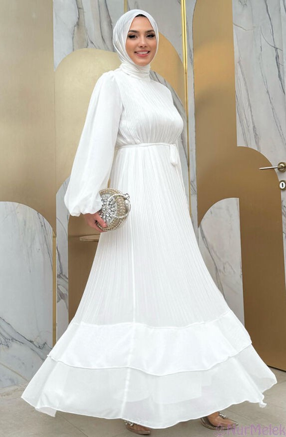 kat detaylı pliseli tesettür nikah elbisesi 2024