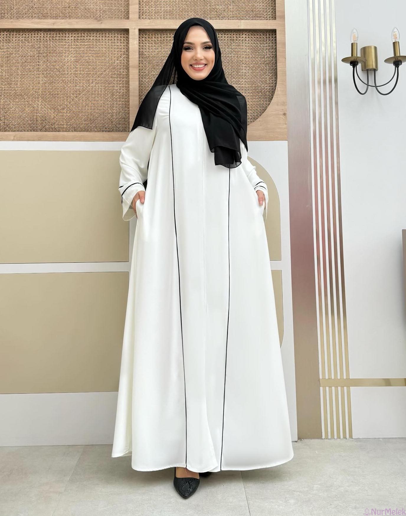 balayı akşam yemeği tesettür beyaz elbise