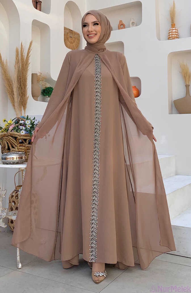 pelerin detaylı şifon tesettür mezuniyet elbisesi 2024