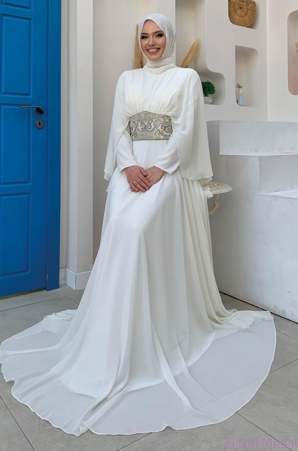 beli taşlı beyaz tesettür anne abiye modeli