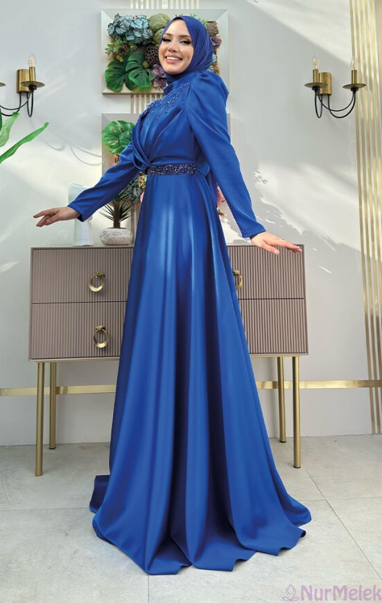 saks mavi saten tesettür anne abiye modeli