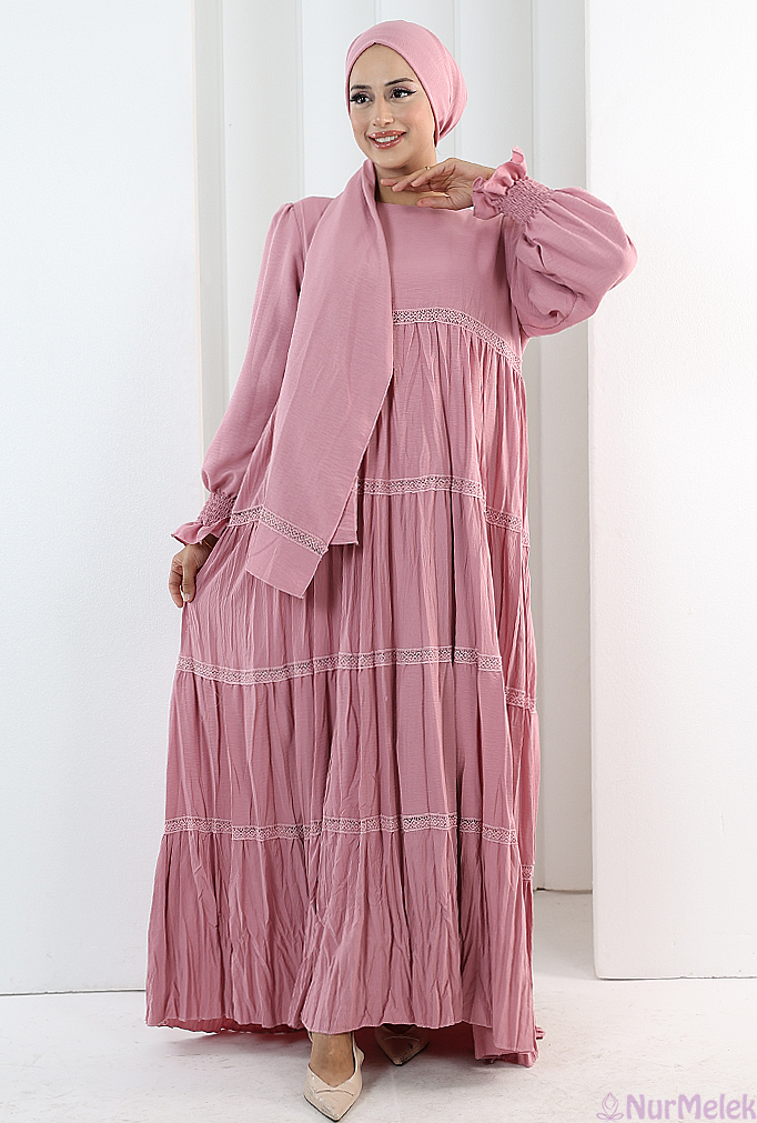 Uçuş Uçuş Katlı Dantel Detaylı Pembe Yazlık Tesettür Elbise
