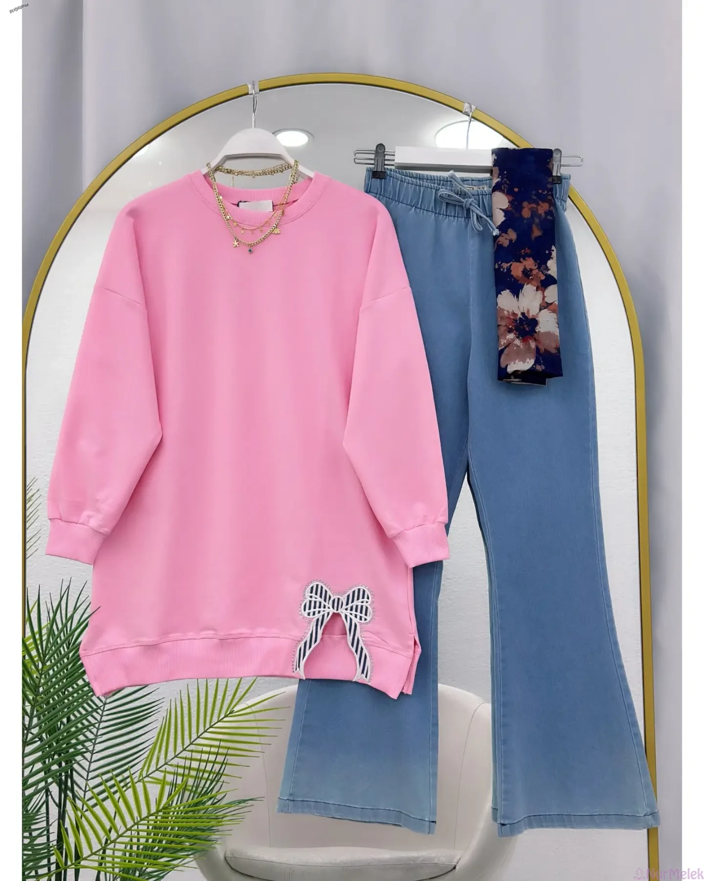 pembe sweat kot Muhafazakar Date Kombini